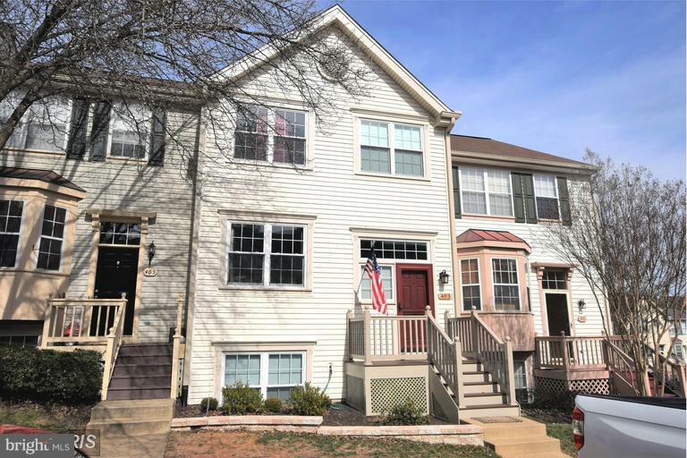 Property Photo: 403 McDaniel Drive VA 20132