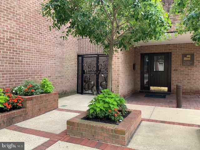 Property Photo: 130 Spruce Street 32A PA 19106