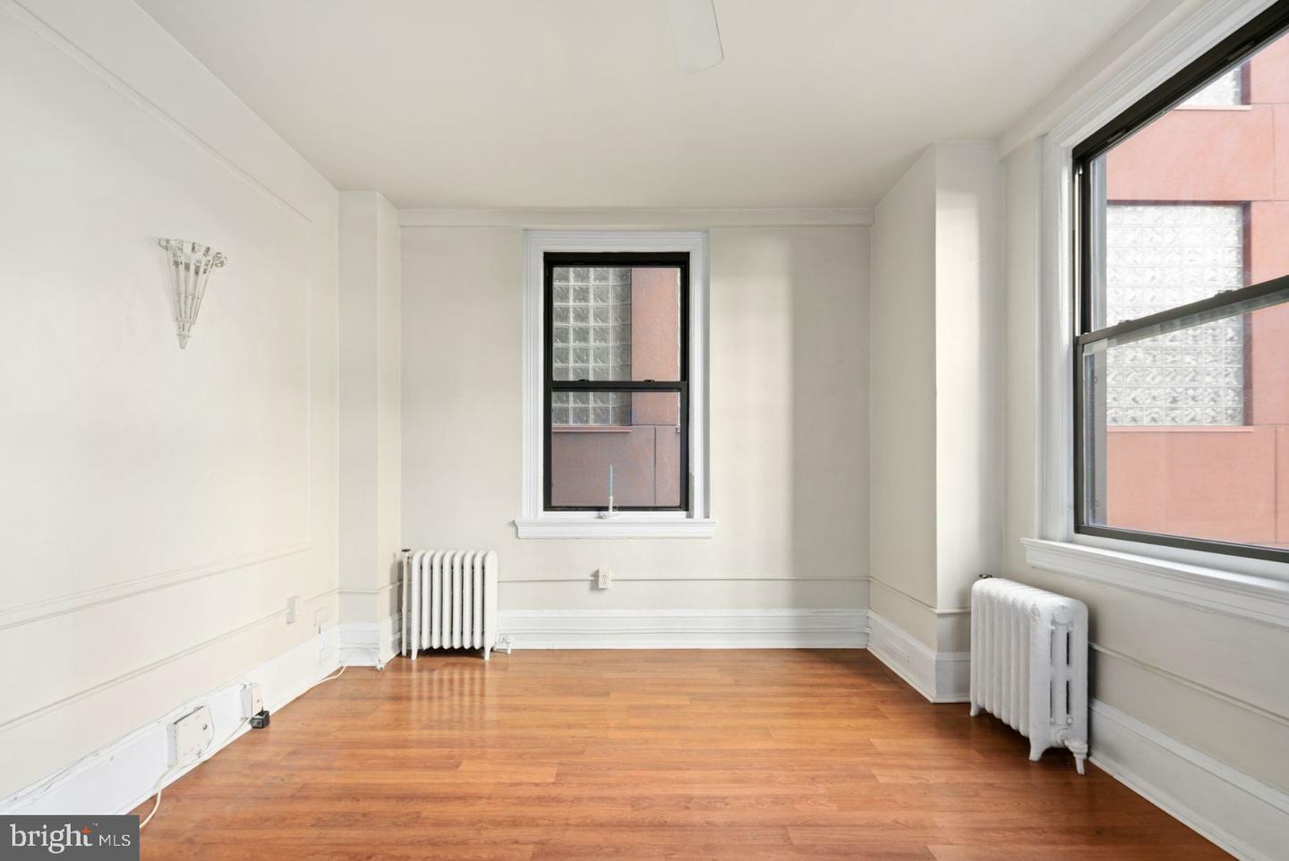 Property Photo: 1324 Locust Street 619 PA 19107
