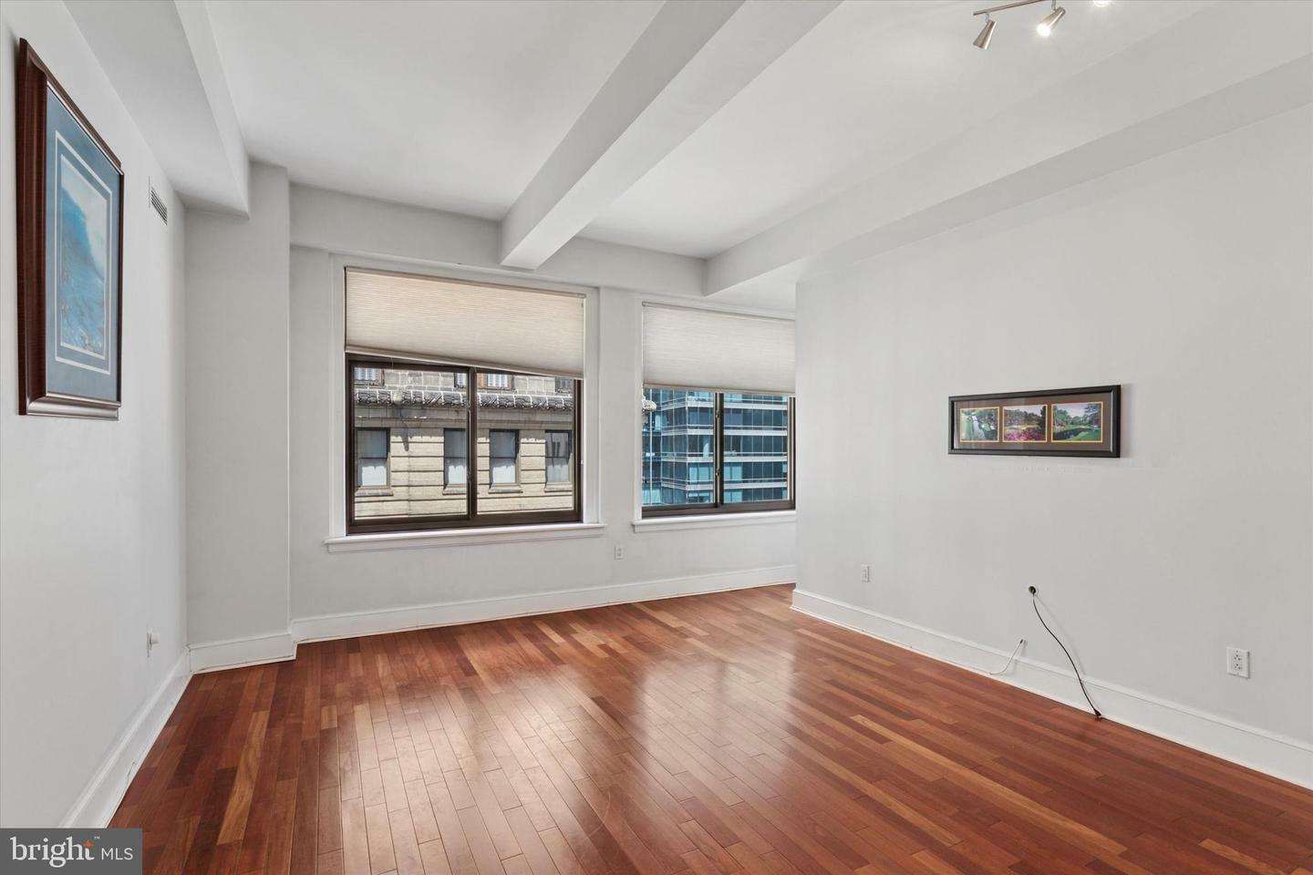 Property Photo: 1500 Chestnut Street 14G PA 19102