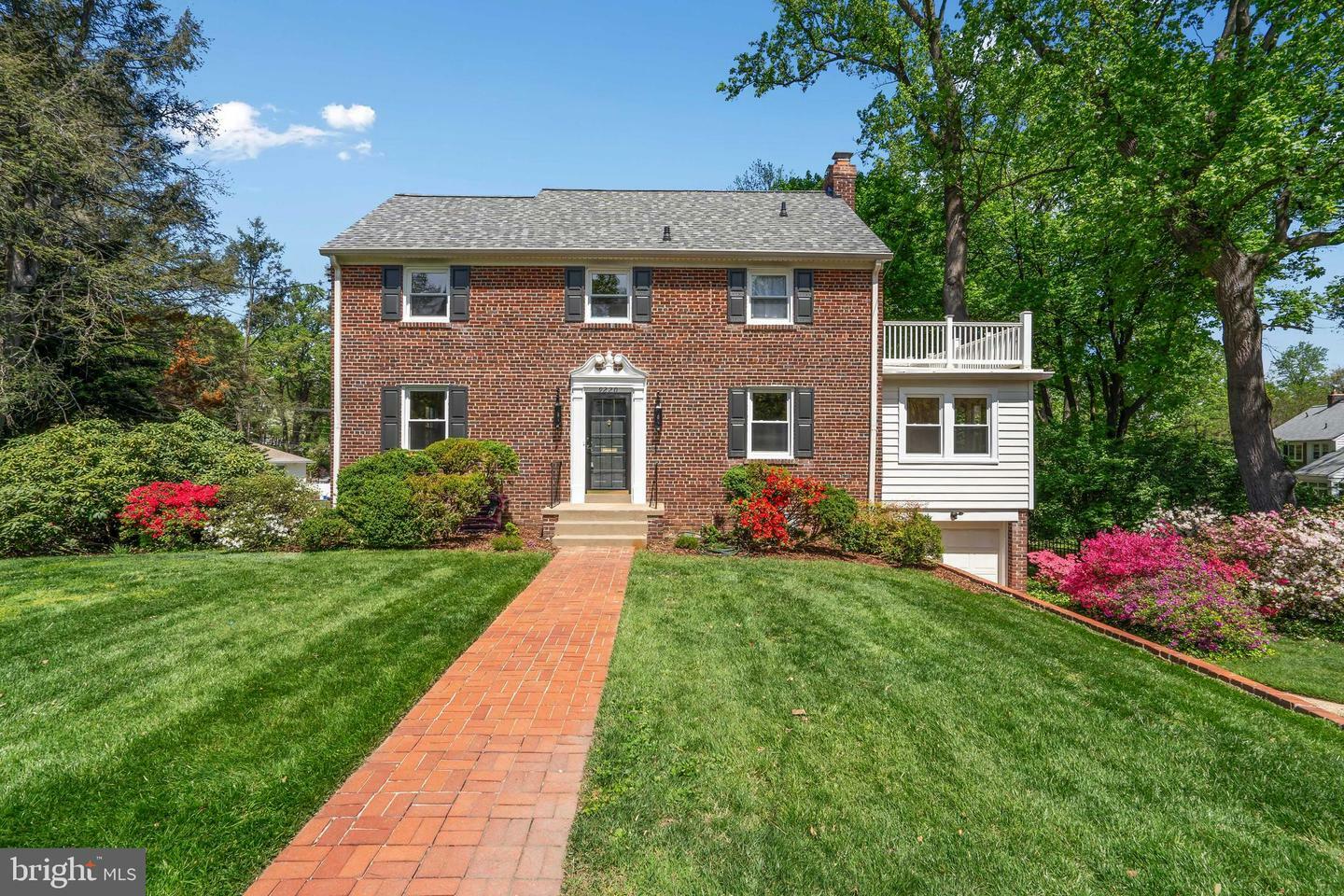 Property Photo: 9220 Kingsbury Drive MD 20910