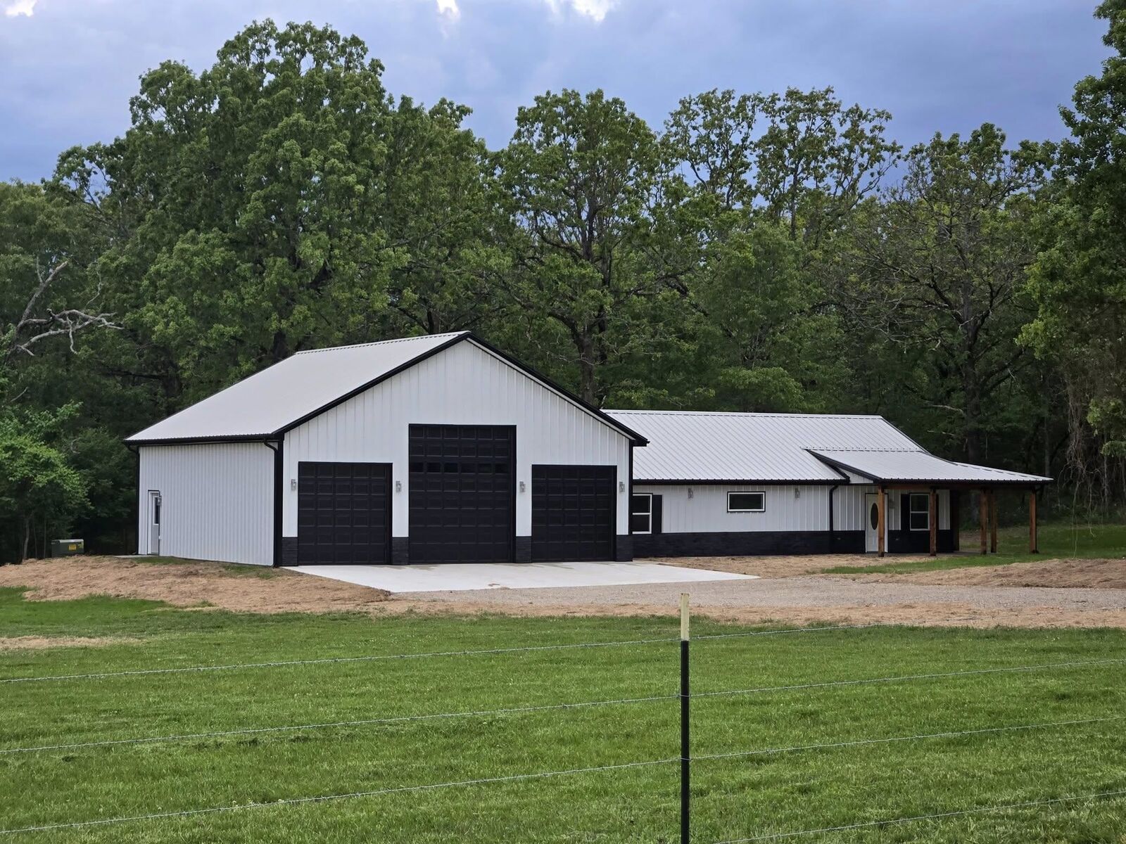 Property Photo: 169 Country Lane AR 72513
