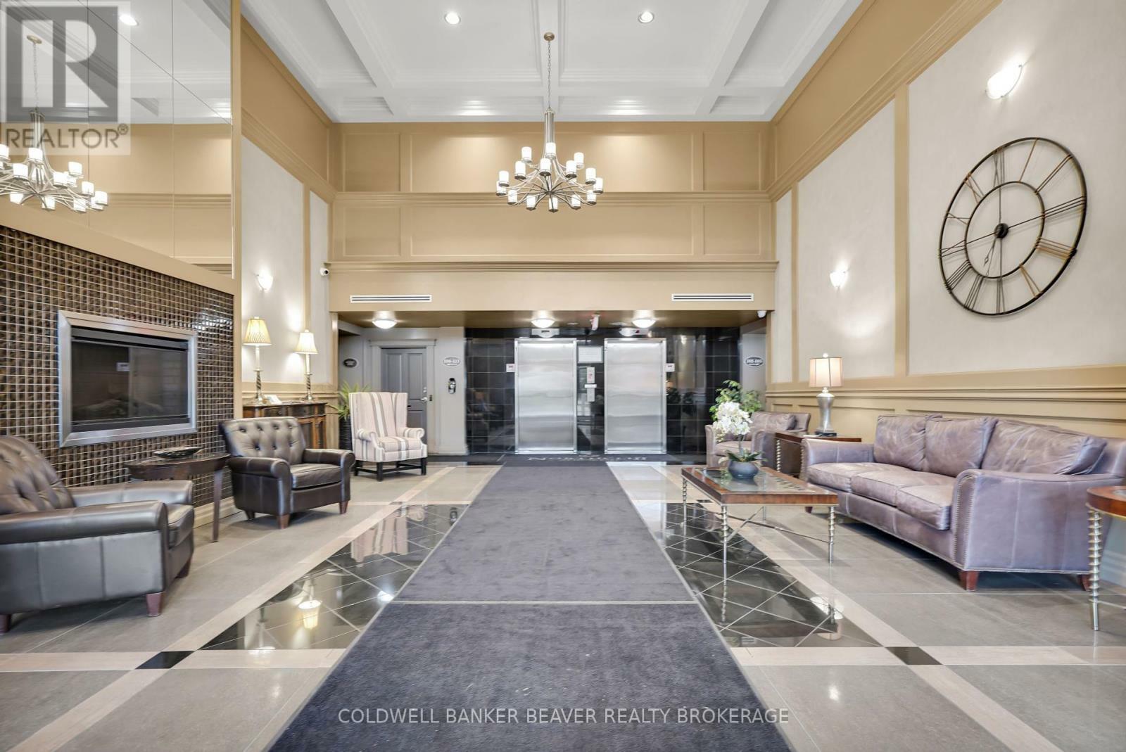 Property Photo: 1030 Coronation Drive 1111 ON N6G 0G5