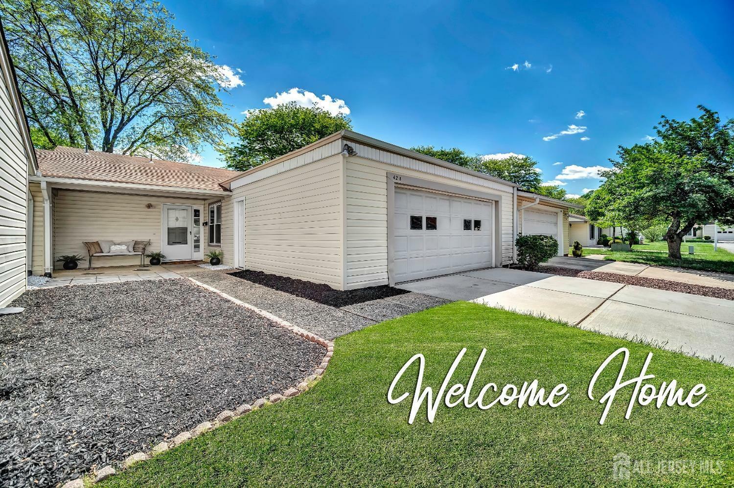 Property Photo: 42 Catalpa Plaza NJ 08833