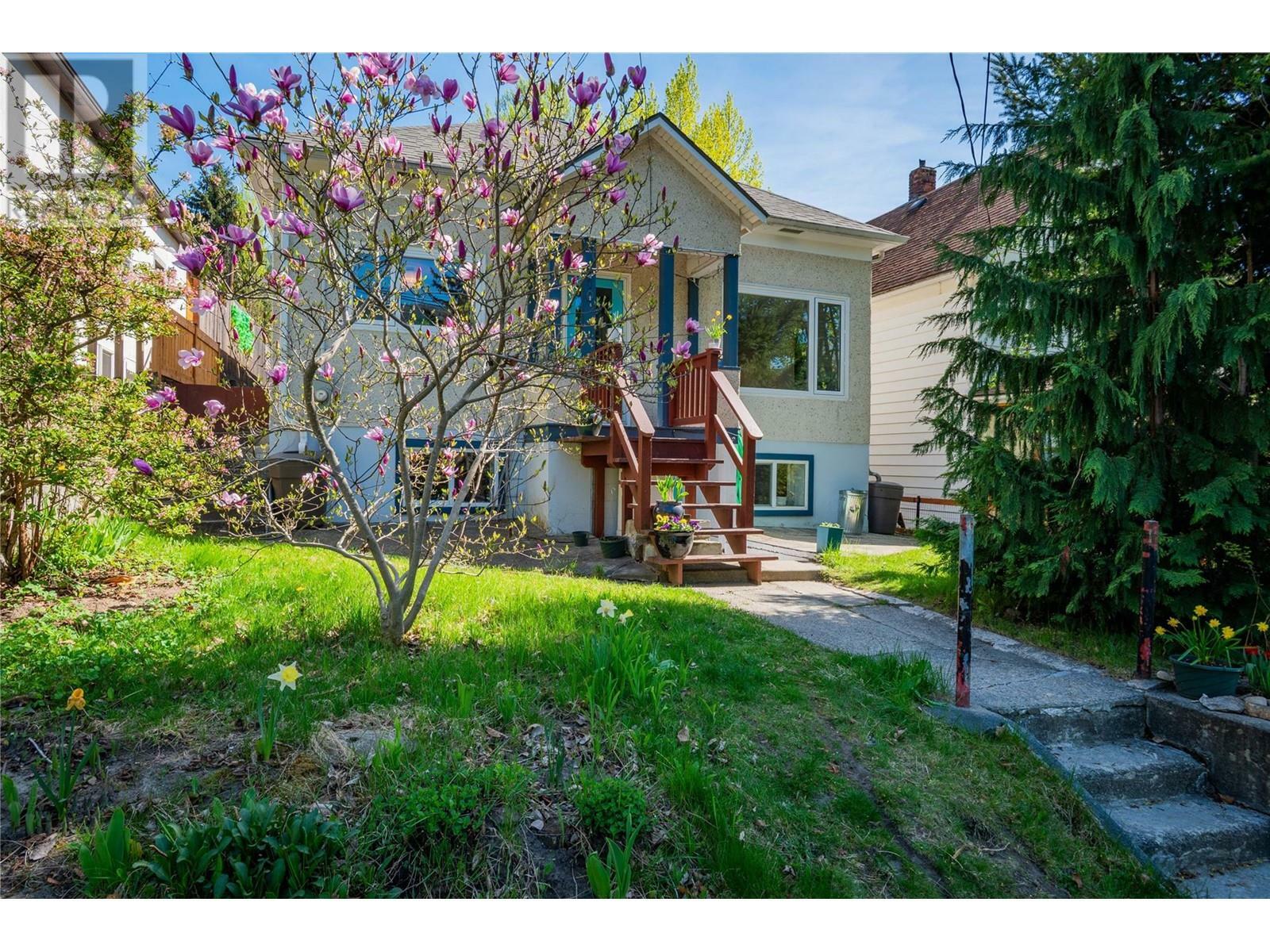 Property Photo: 810 Mill Street BC V1L 4S7