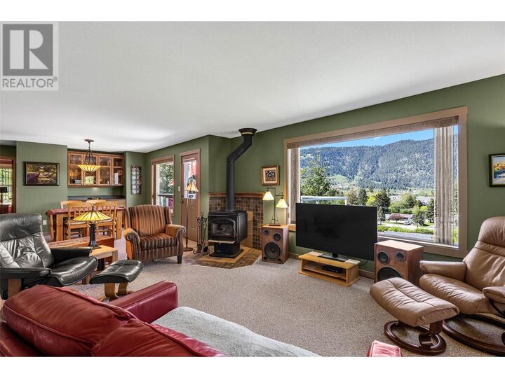 Photo de la propriété:  1170 Montgomery Place  BC V0E 1M0 