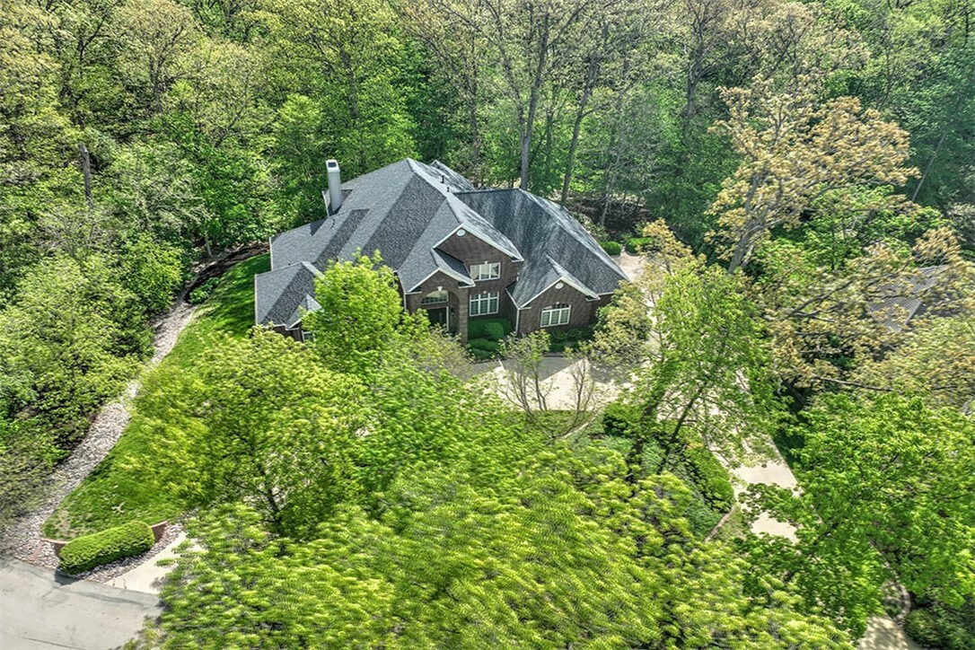 Property Photo: 4140 South Lake Court IL 62521