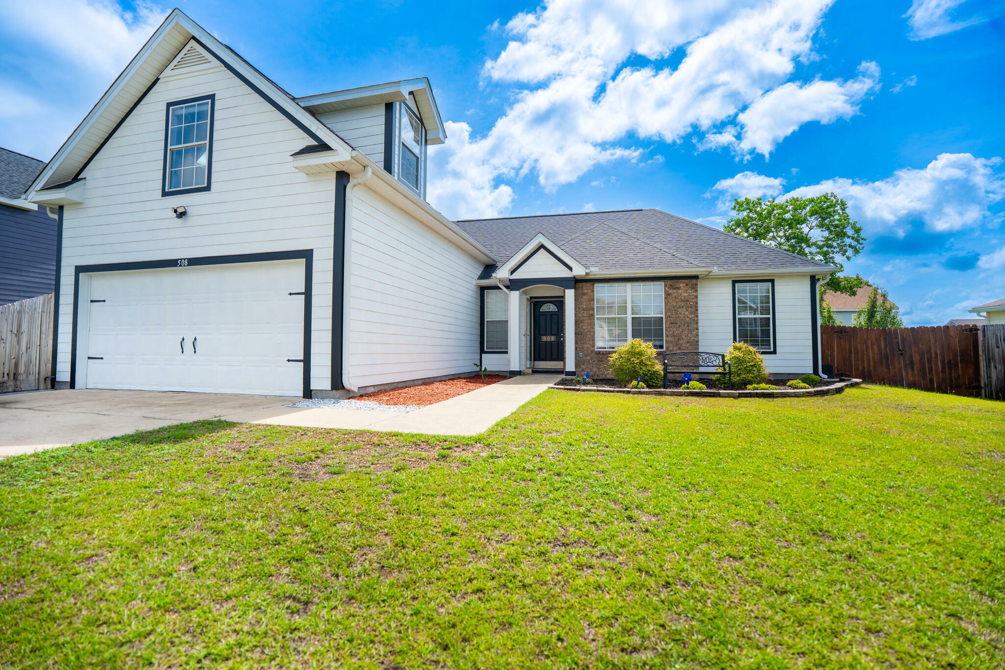 Property Photo: 508 Boulder Street FL 32536