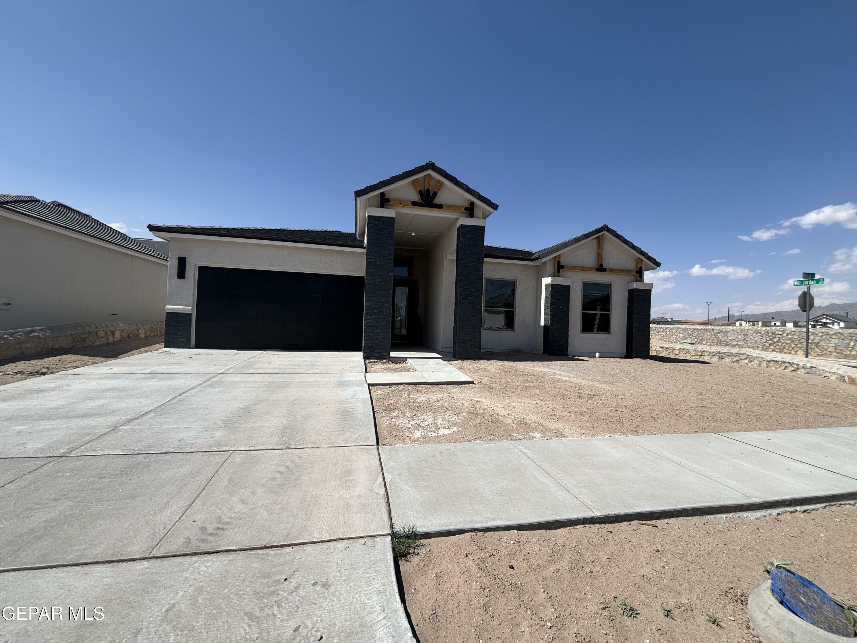Property Photo: 321 Merced Court TX 79932
