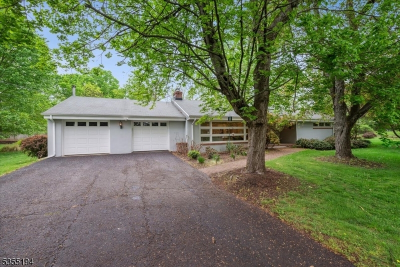 Property Photo: 387 Mount Airy Rd NJ 07920