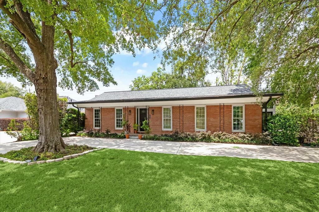 1902 Chimney Rock Road  Houston TX 77056 photo