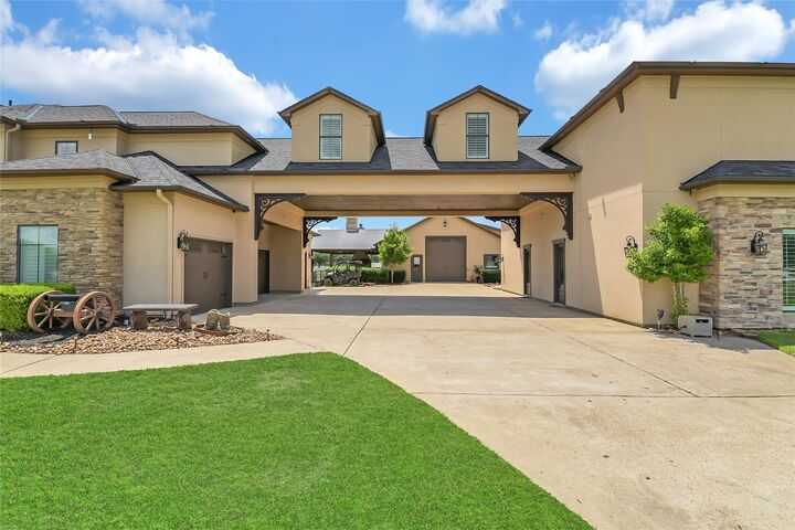 Property Photo:  17011 Saddle Ridge Pass  TX 77433 