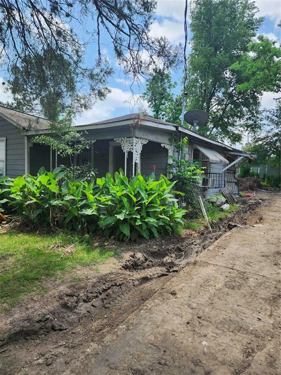 Property Photo: 3544 Mainer Street TX 77021
