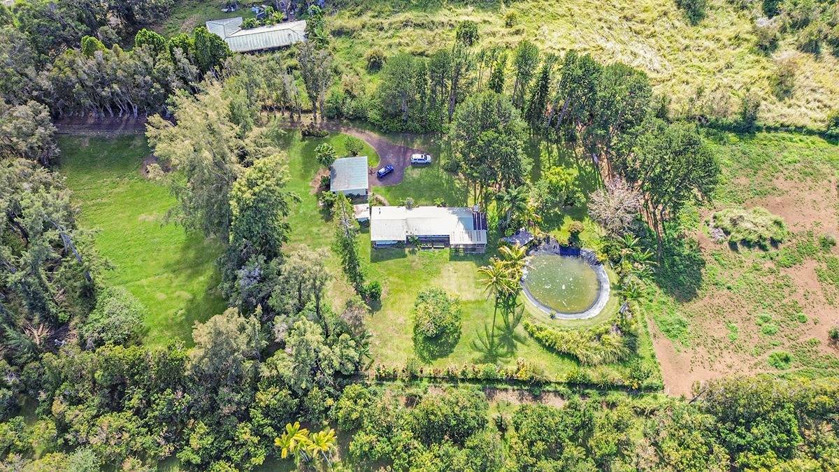Property Photo: 44-2848 Kalopa Mauka Rd HI 96727