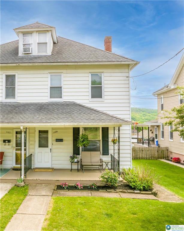 Property Photo: 1129 Calypso Avenue PA 18018