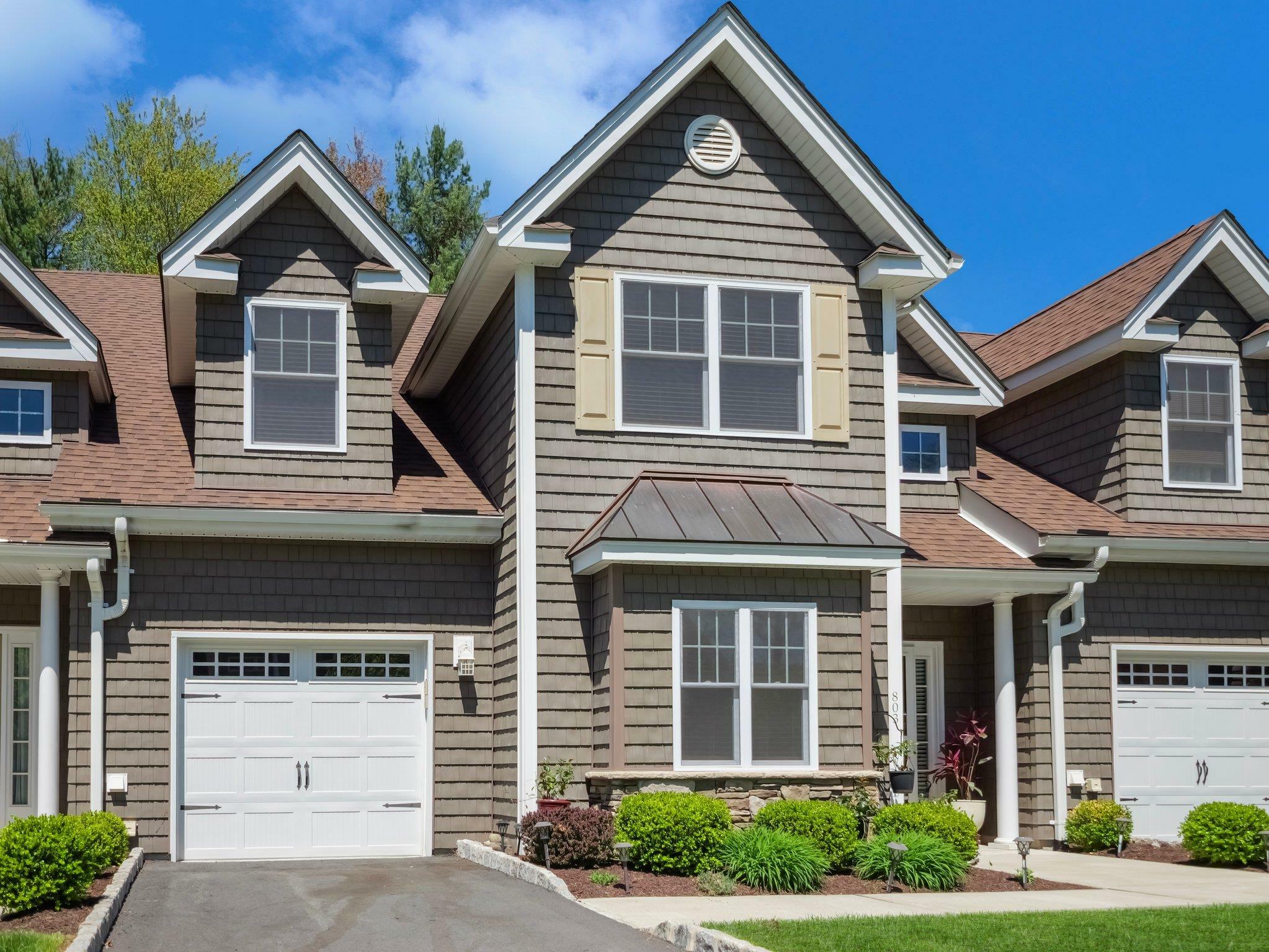 Property Photo: 803 Macintosh Way PA 18336