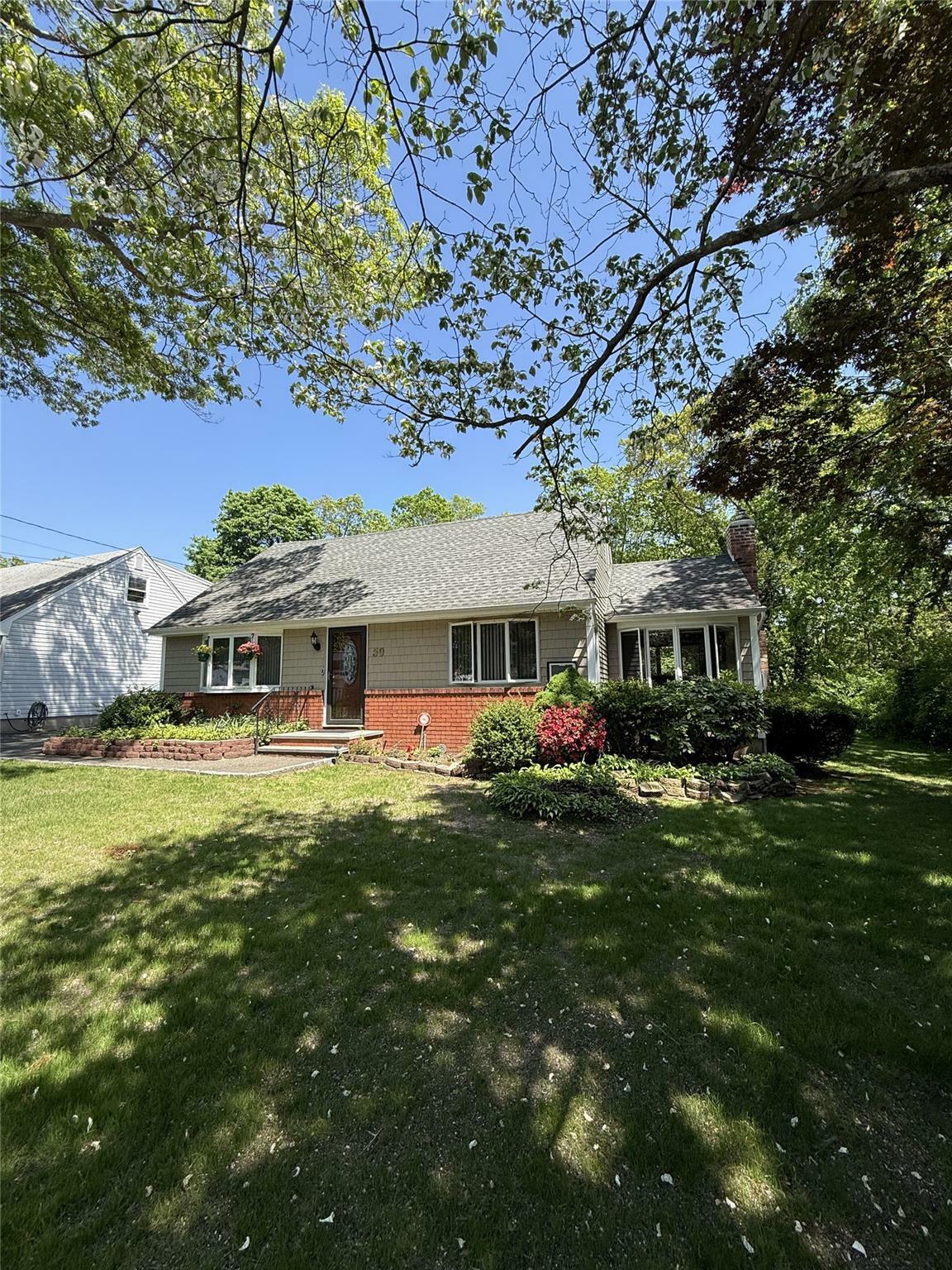 Property Photo:  50 Shady Lane  NY 11743 