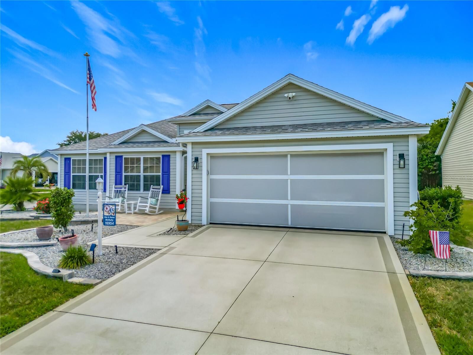 Property Photo: 16954 SE 93rd Cuthbert Circle FL 32162