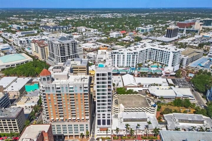 Property Photo: 33 S Palm Avenue 1403 FL 34236