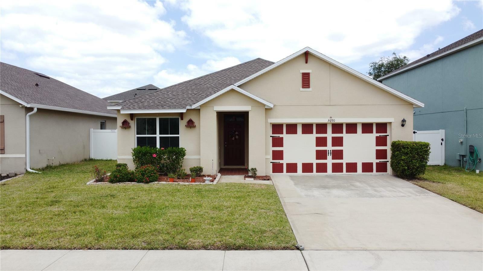 Property Photo: 3690 Maidencain Street FL 34714