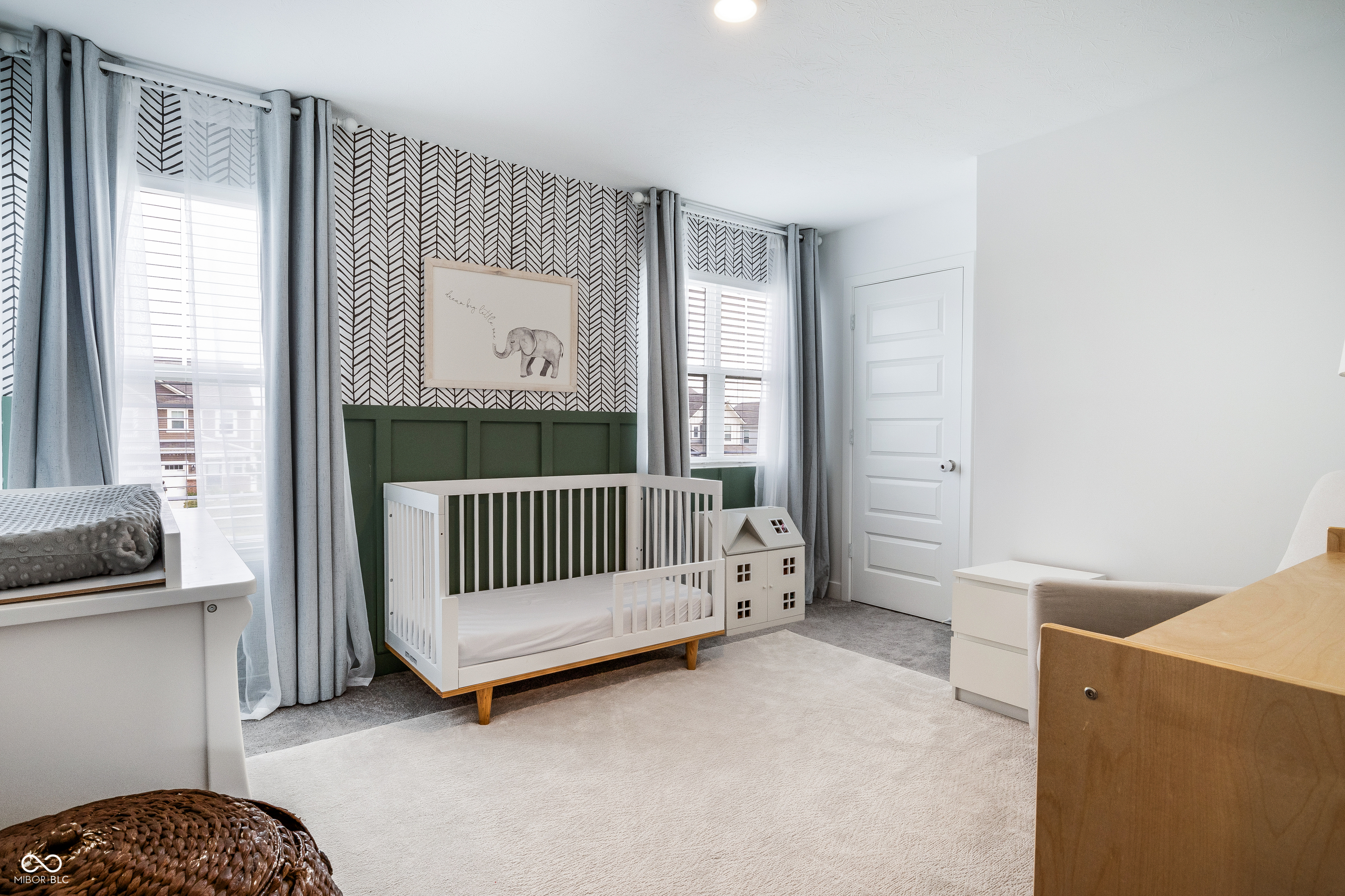 Property Photo: 1464 Buckland Court IN 46123