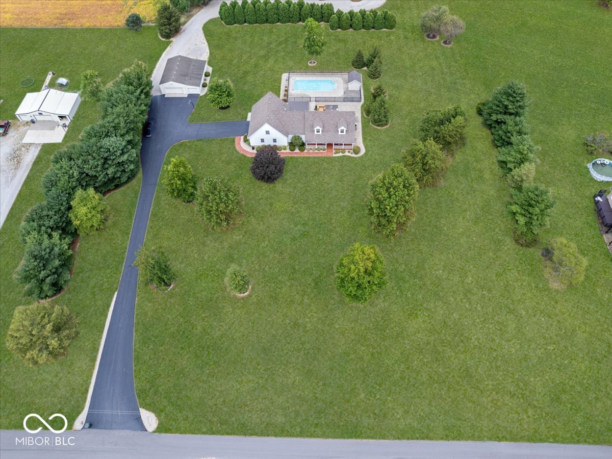 Property Photo:  6086 W 850 S  IN 46124 