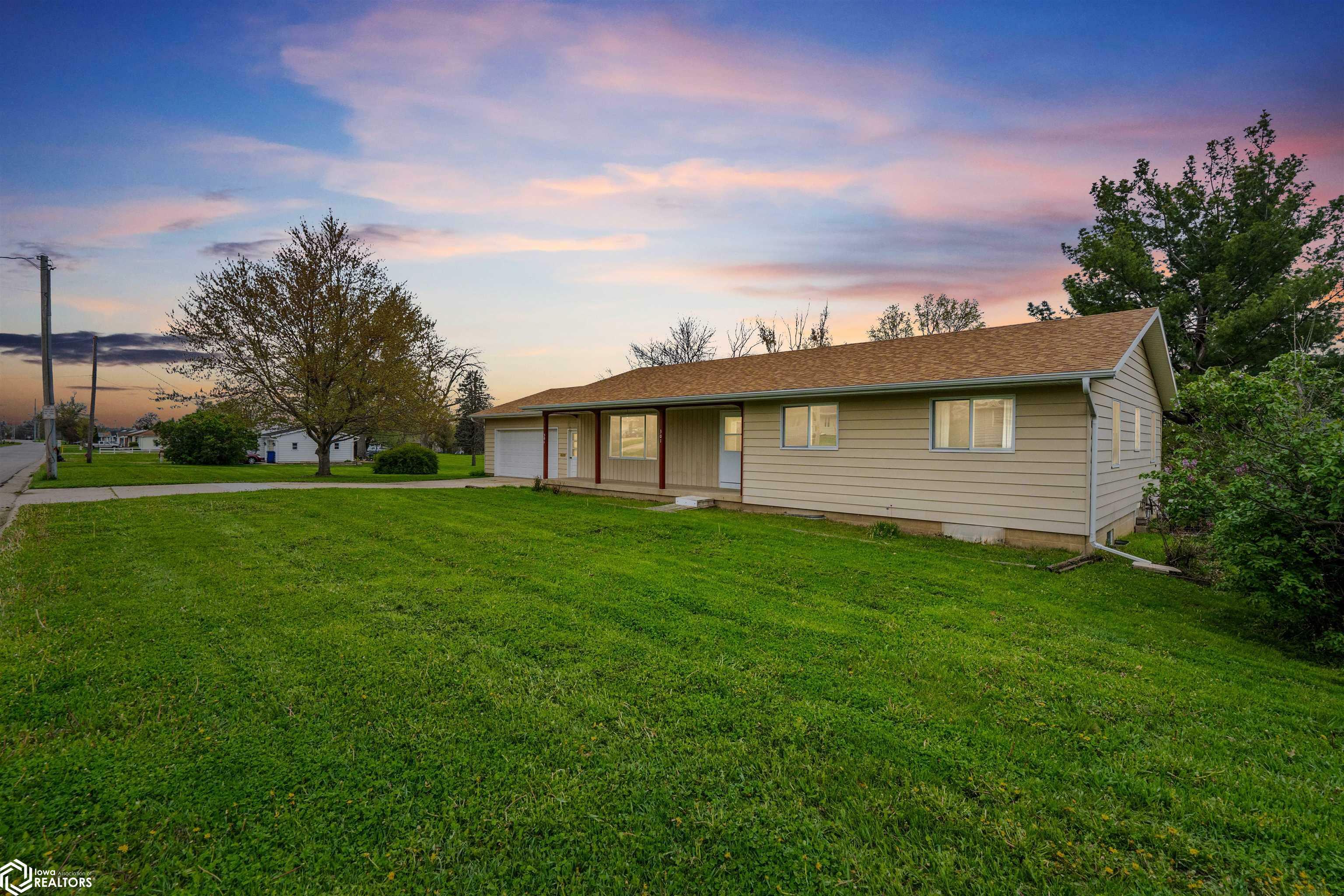 Property Photo:  301 W South Street  IA 50158 