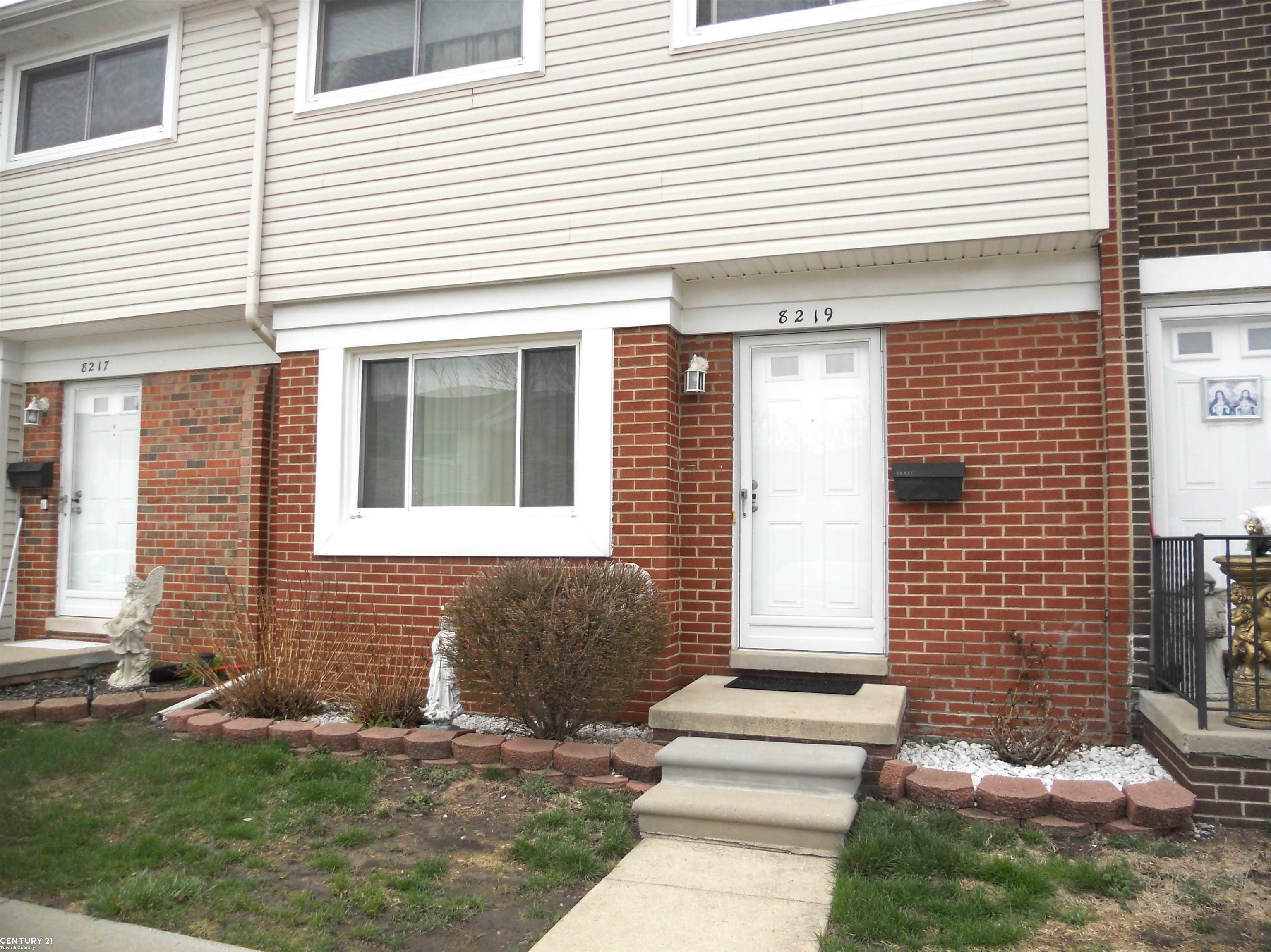 Property Photo: 8219 Dartmouth Avenue MI 48093