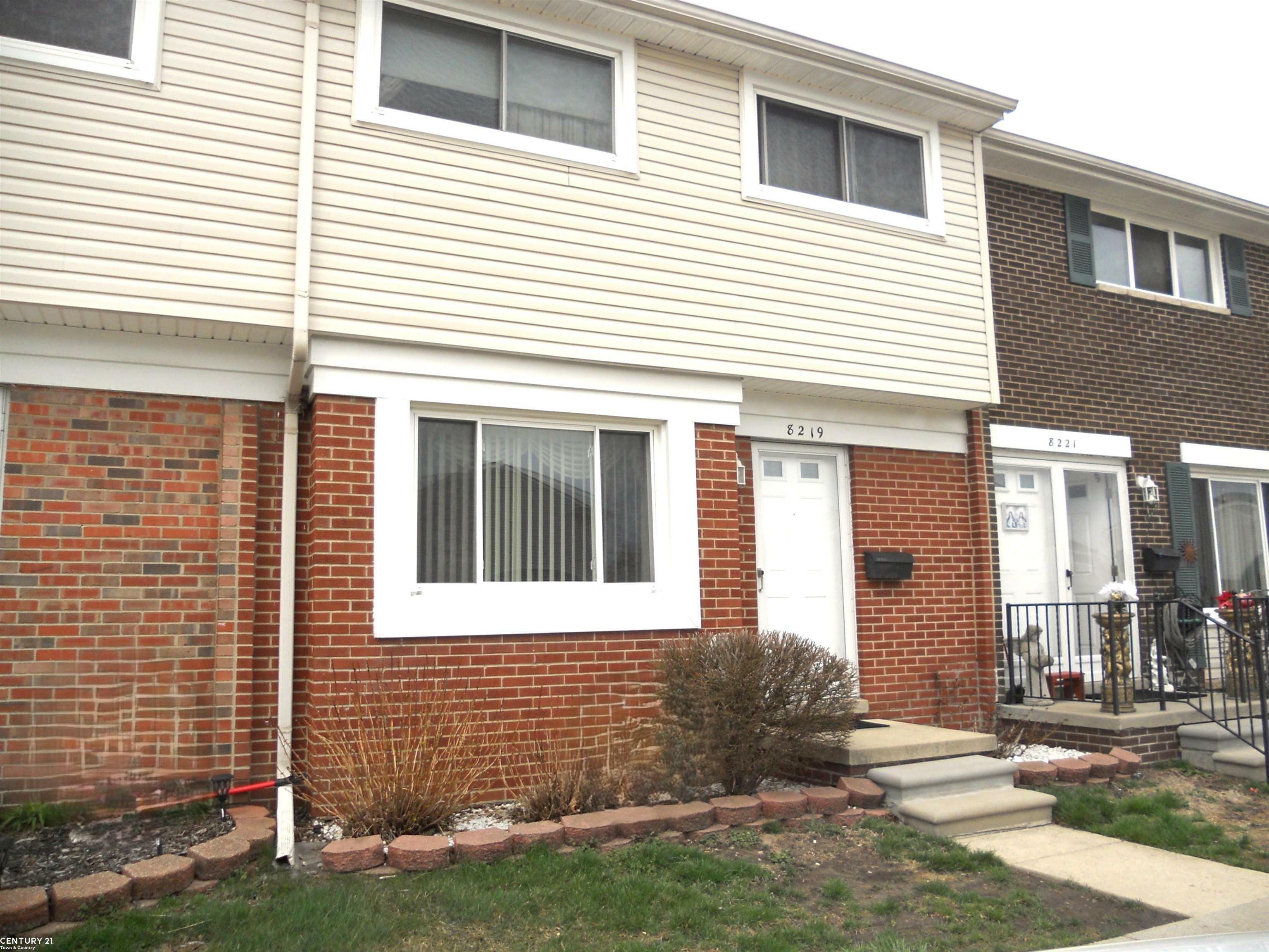 Property Photo: 8219 Dartmouth Avenue MI 48093