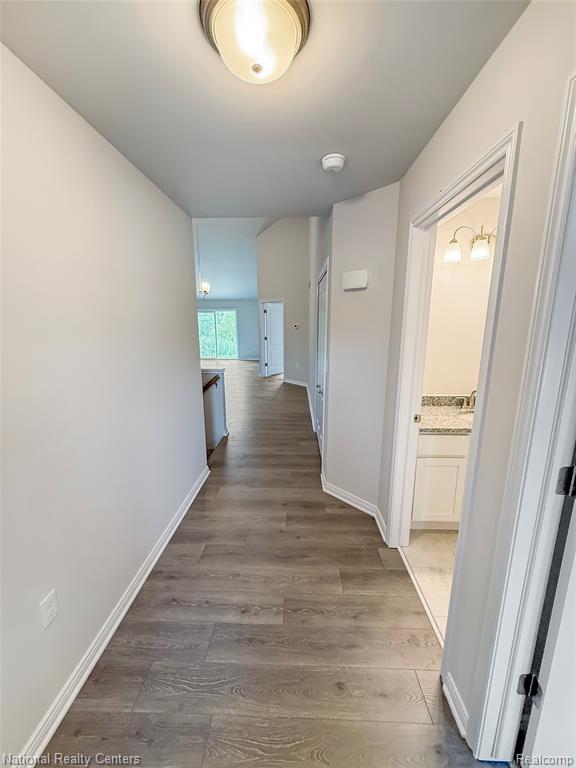 Property Photo: 305 Devonshire Drive 8 MI 48446 4798