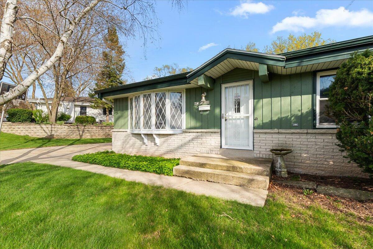 Property Photo: N85w18199 Tyler Dr WI 53051