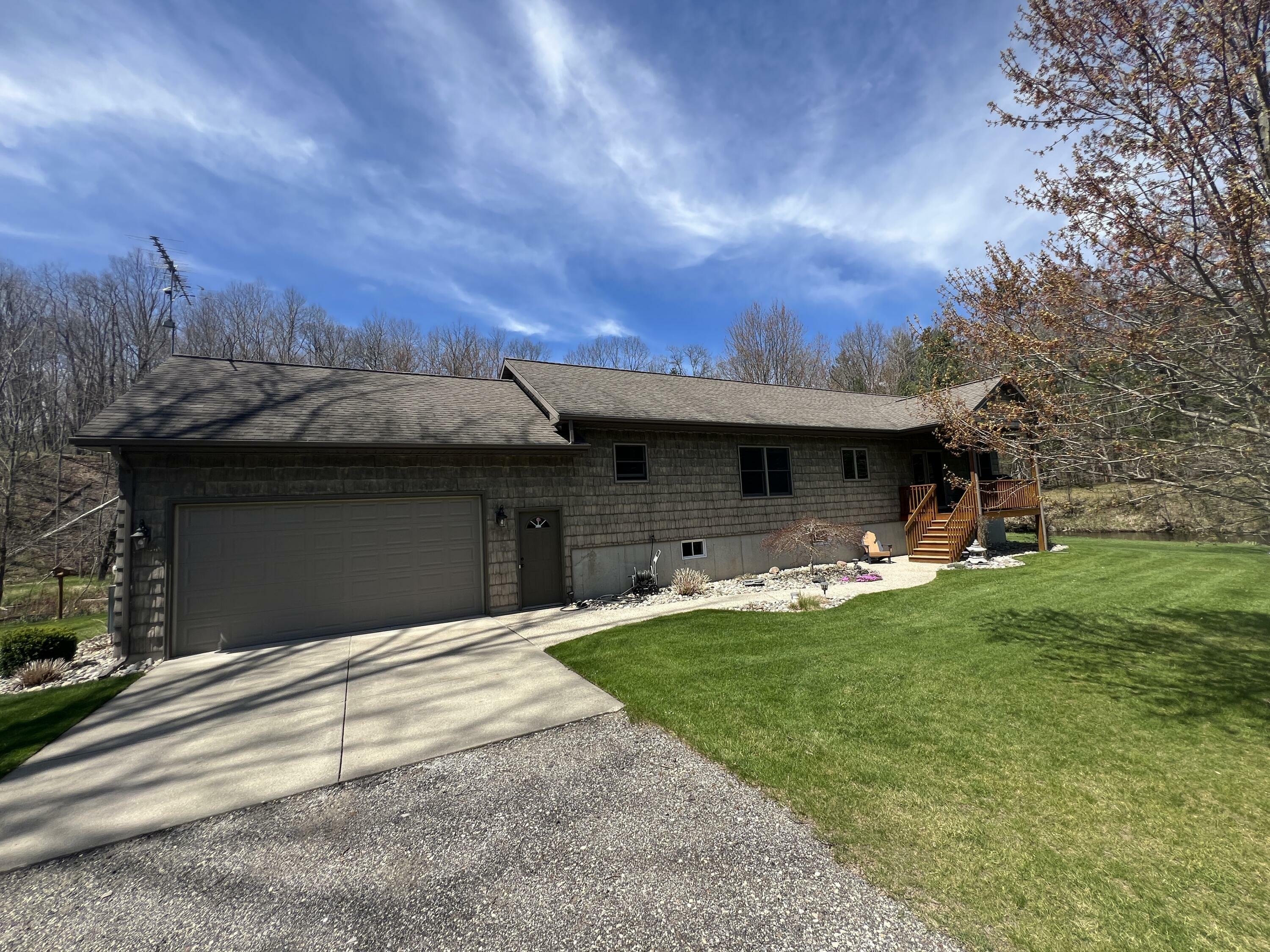 Property Photo: 6425 S Taylor Road MI 49402
