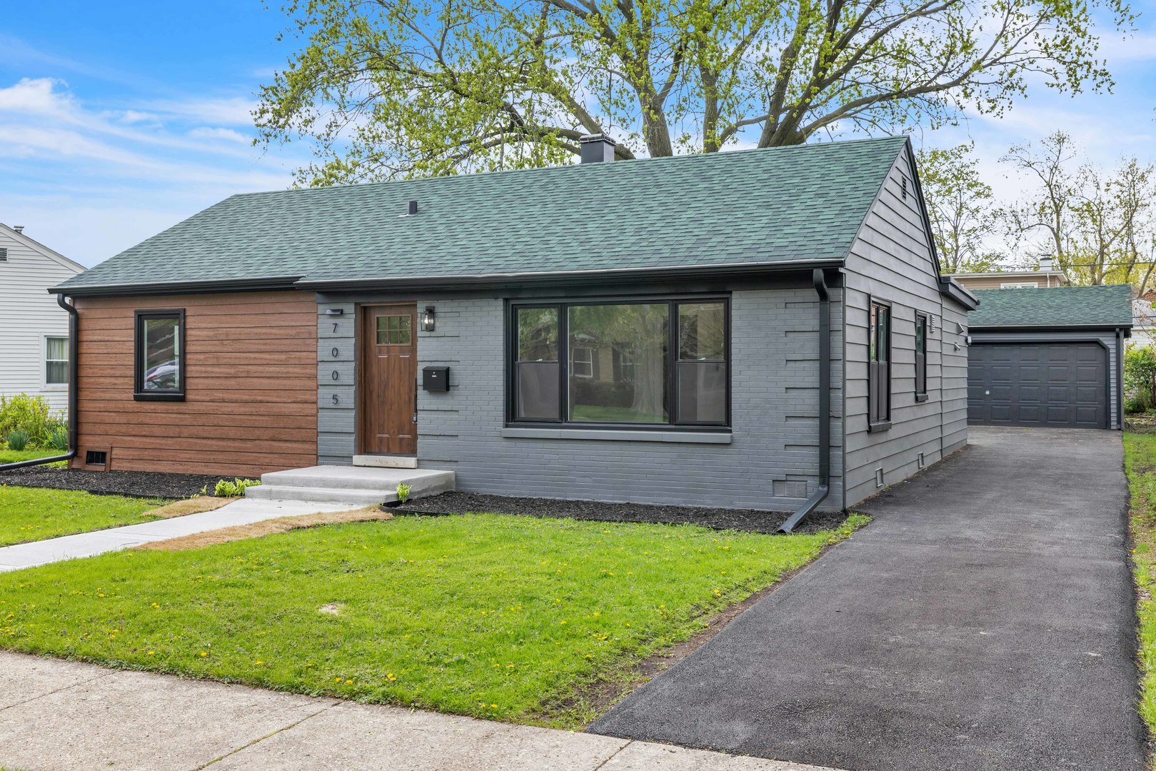 Property Photo: 7005 Foster Street IL 60053