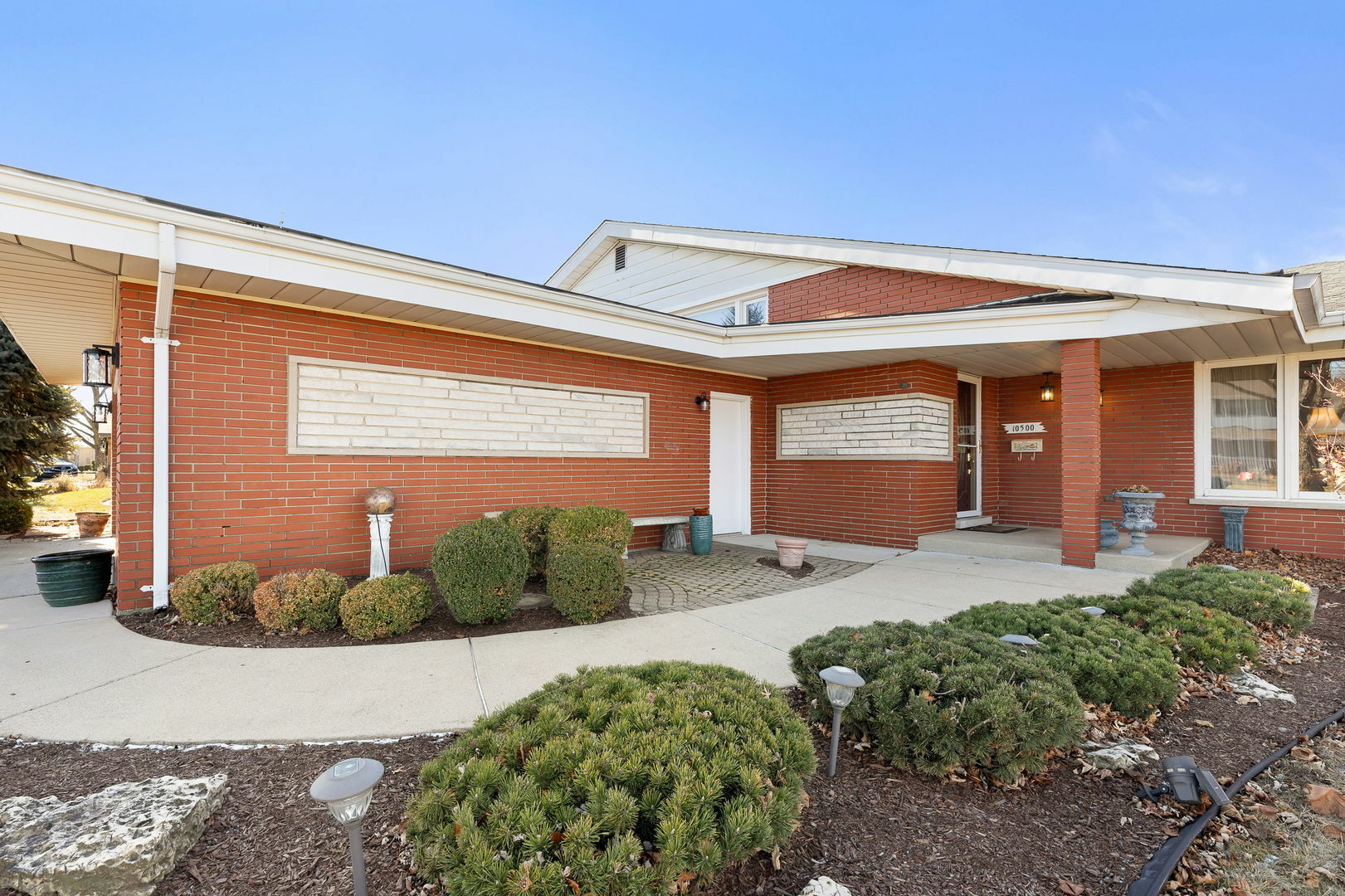 Property Photo: 10500 Lockwood Avenue IL 60453