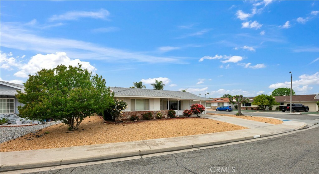 Property Photo: 1520 Sandlewood Drive CA 92543
