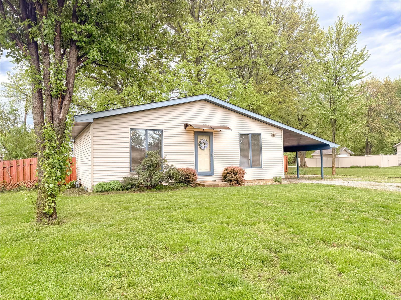 Property Photo: 643 Tamarach Drive IL 62025