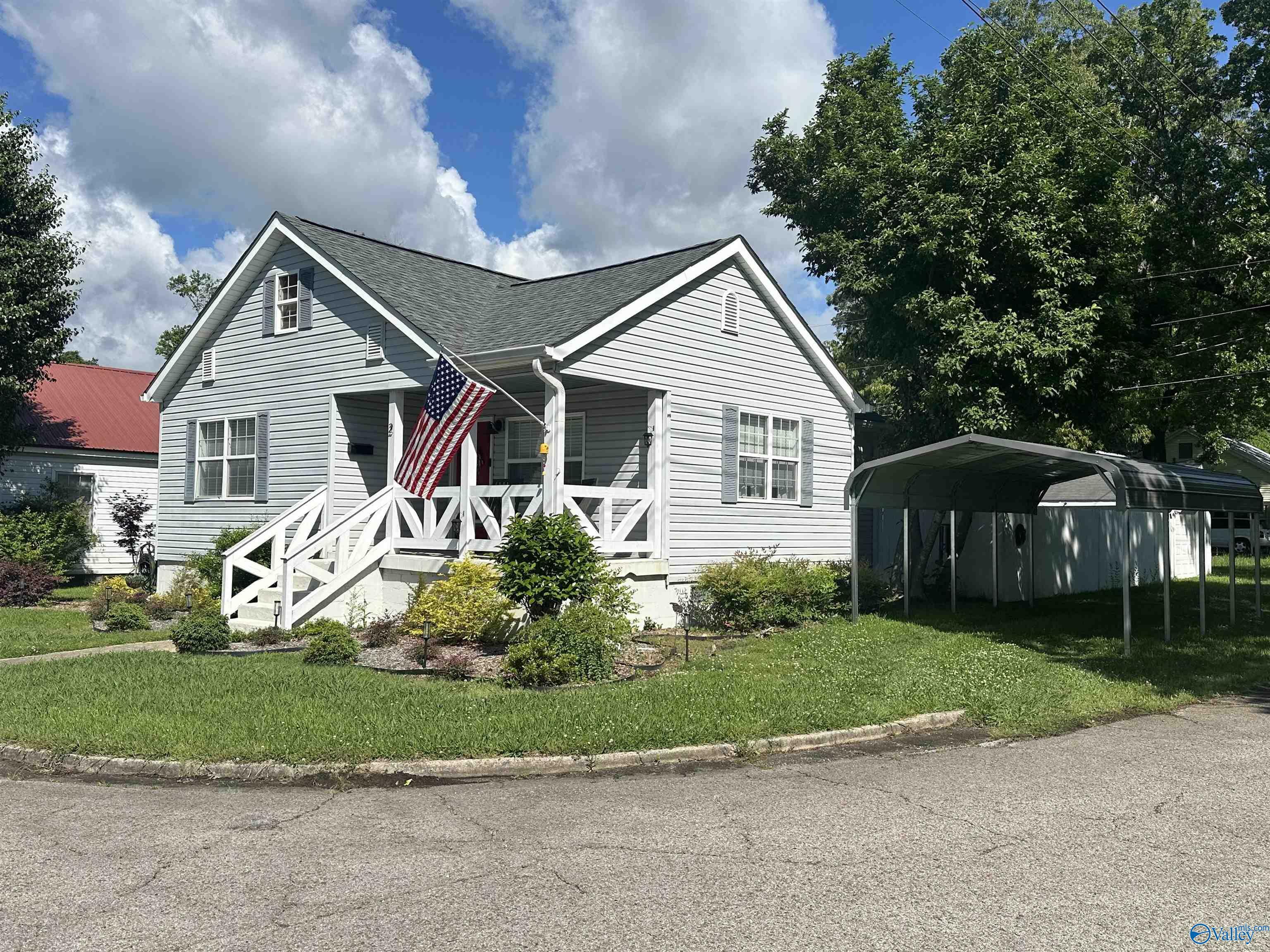 Property Photo: 2 Southern Avenue AL 35904