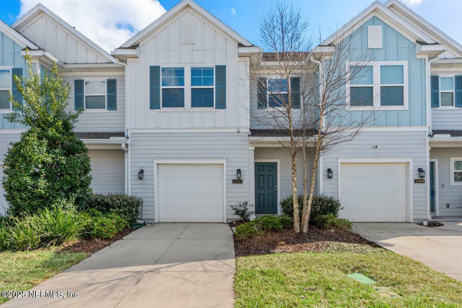 Property Photo: 12692 Josslyn Lane FL 32246