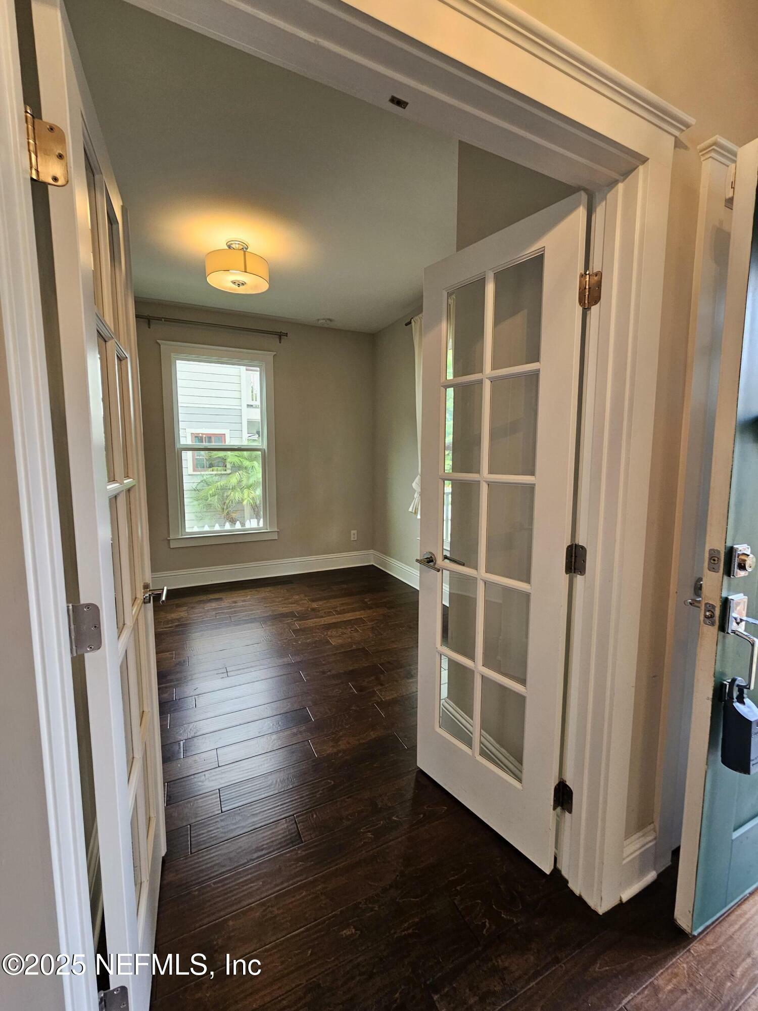 Property Photo:  3813 Eloise Street  FL 32205 