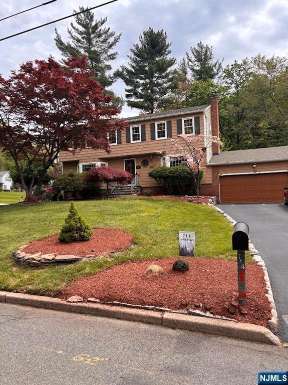 Property Photo: 714 Tulip Place NJ 07675