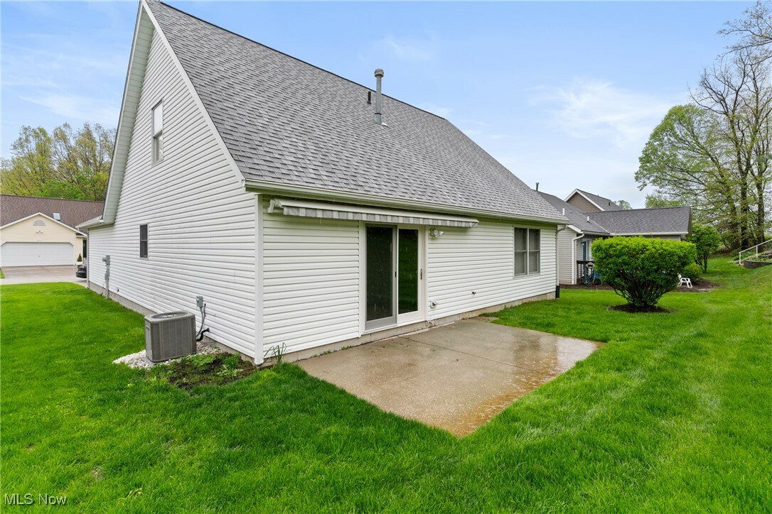 Property Photo: 3152 Pondview Drive OH 44266