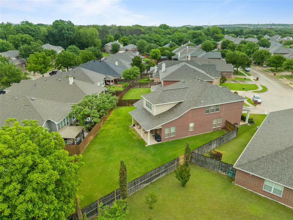 Property Photo: 15705 Ringdove Court TX 76262