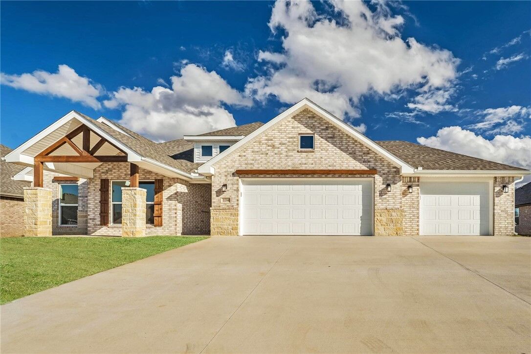 Property Photo:  2230 Overlook Way  AR 72730 