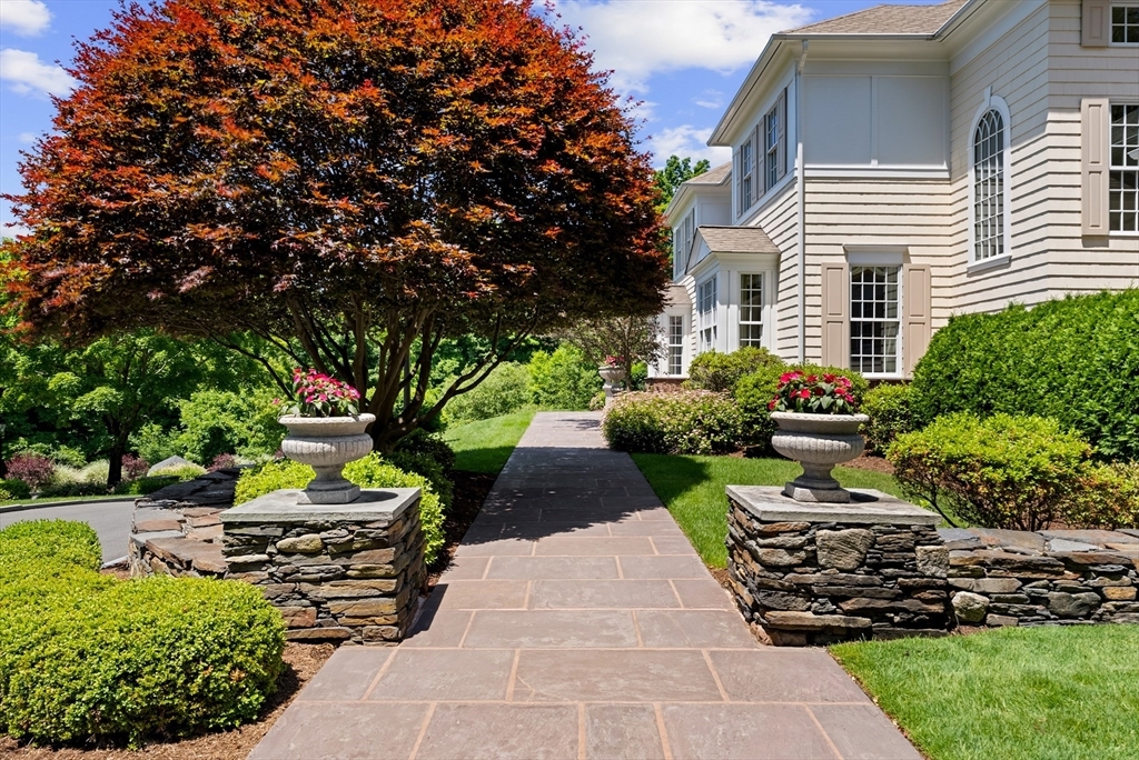 Property Photo: 6 Hilltop Park MA 01095