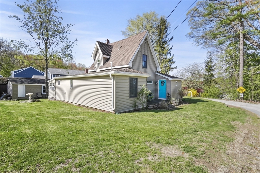 Property Photo: 33 Lakeview Avenue MA 01462