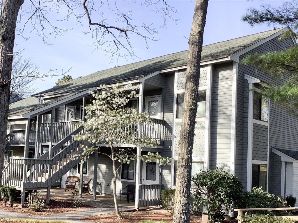 Property Photo:  73 Eaton Ln 73  MA 02631 