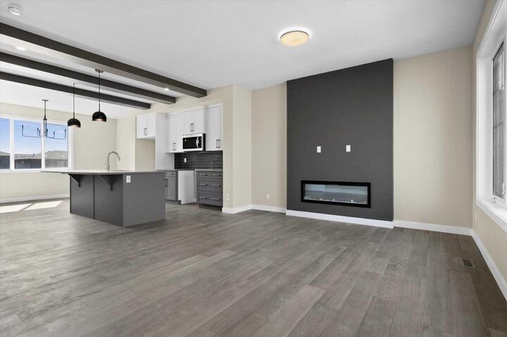 Property Photo: 434 River Avenue AB T4C 3B8