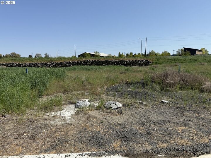 1289 SE 9th St  Hermiston OR 97838 photo