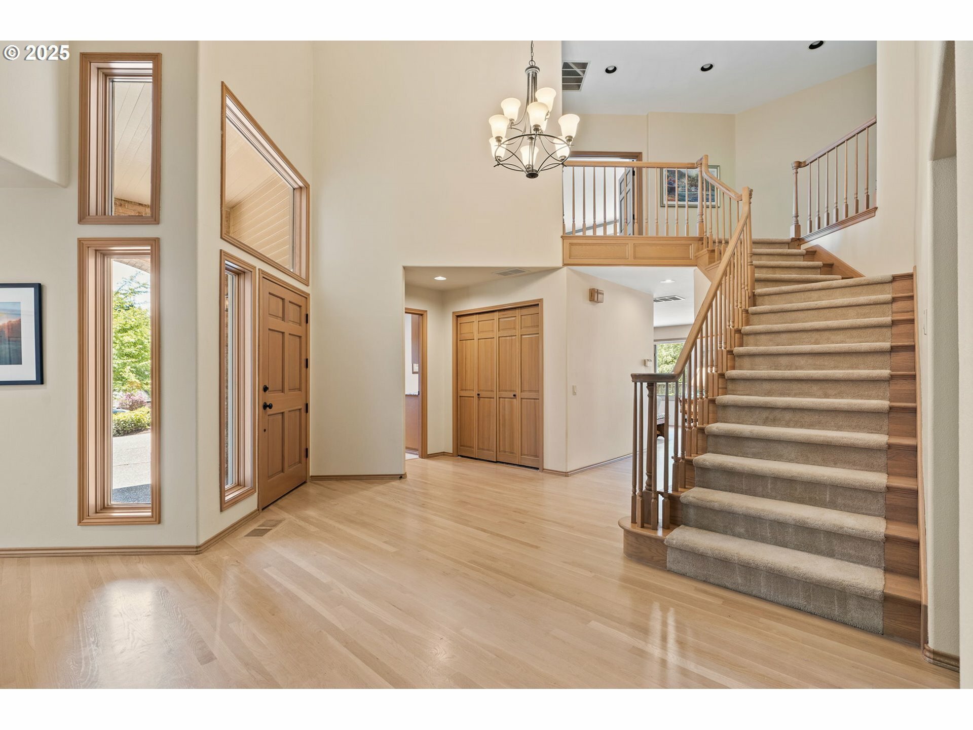 Property Photo: 19056 Megan Pl OR 97034