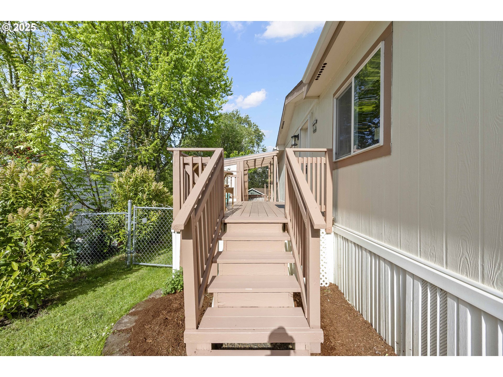 Property Photo:  5055 NE Elliott Cir 51  OR 97330 